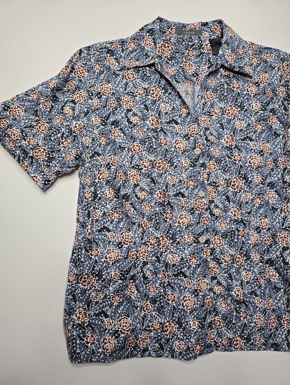Liz Claiborne Blue Floral Button-Down Short Sleeve Shirt